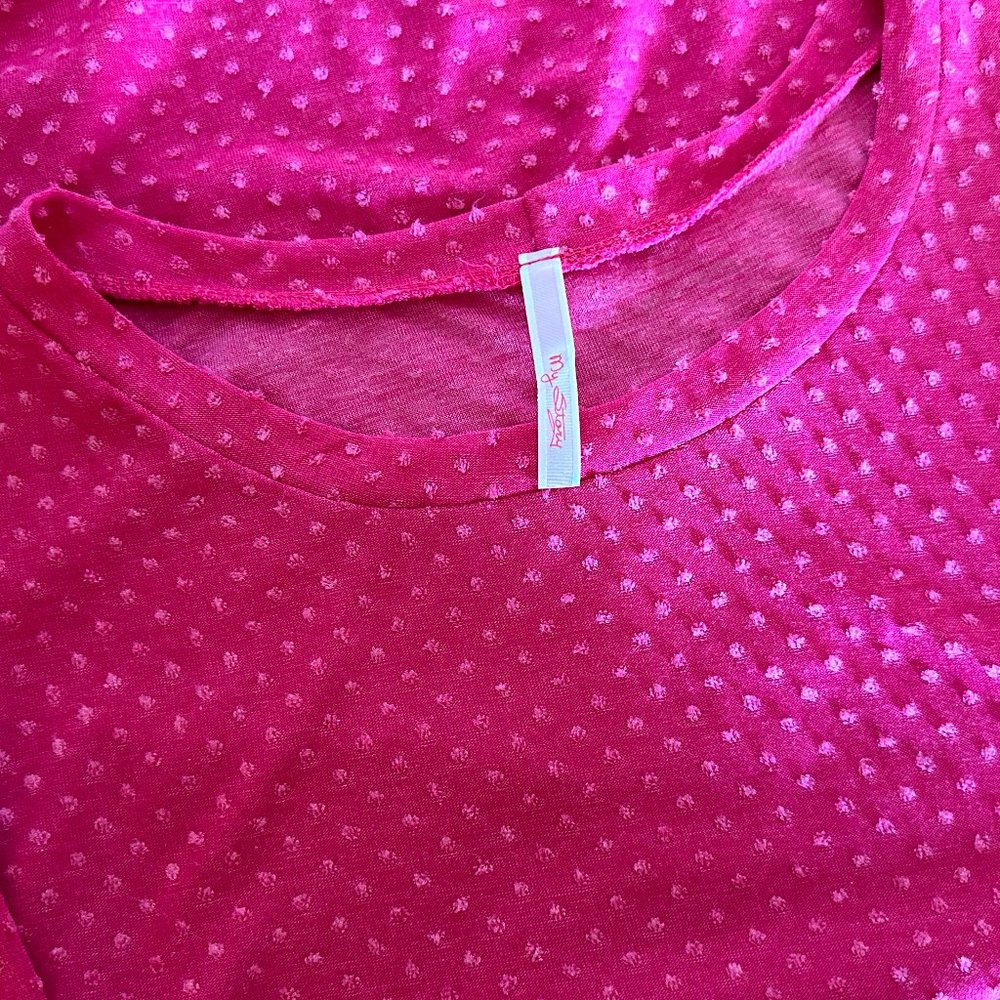 Small Pink Ruffle Sleeveless Top - Picture 5 of 6